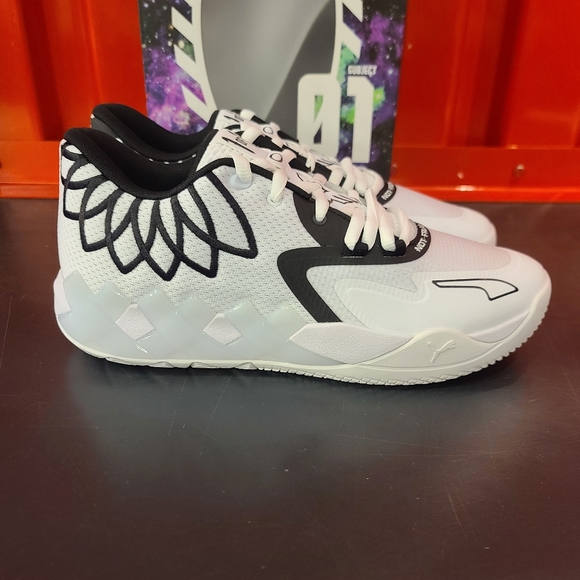 LaMelo Ball Puma “mb.01 ” basketball shoe - Picture 5 of 8